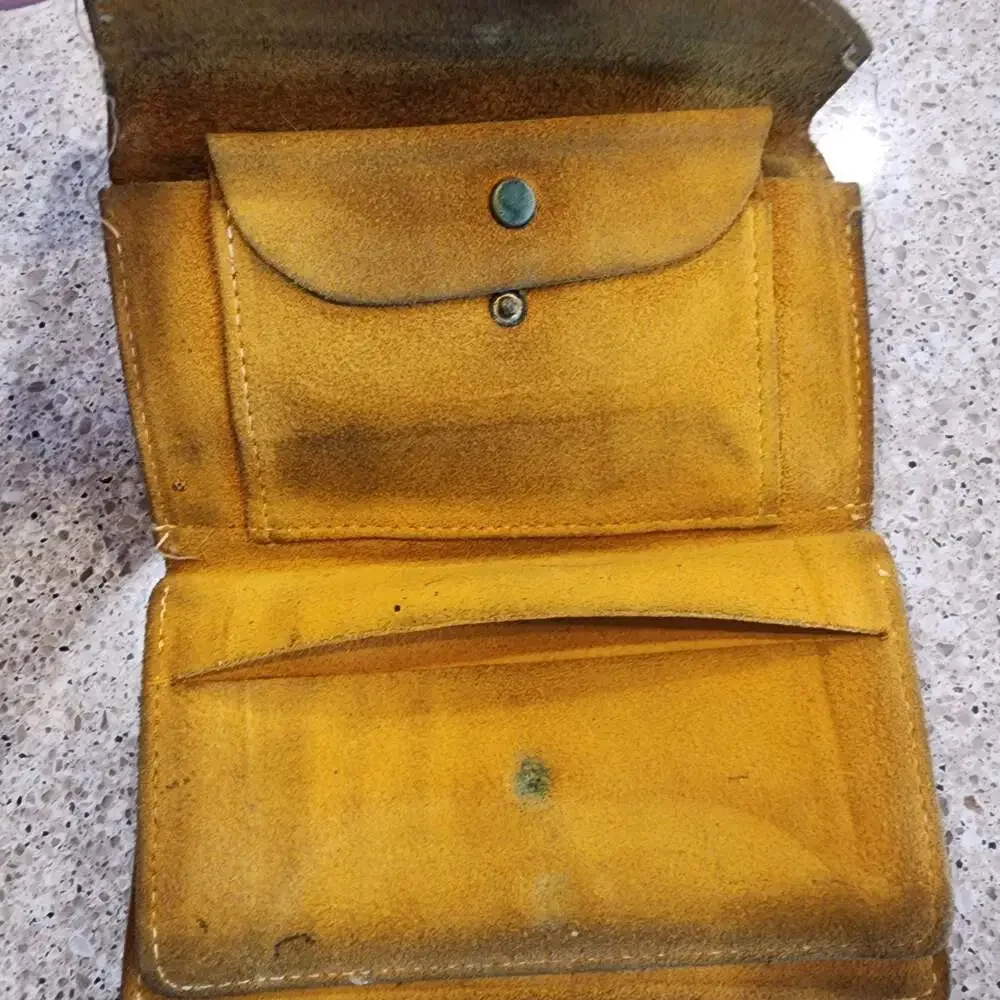 Vintage Hand-Stitched Distressed Brown Leather Folding Clutch Wallet